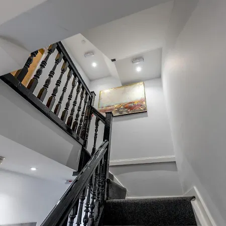 Pass The Keys 5B One Bedrom Central Modern Apartment Shrewsbury Extérieur photo