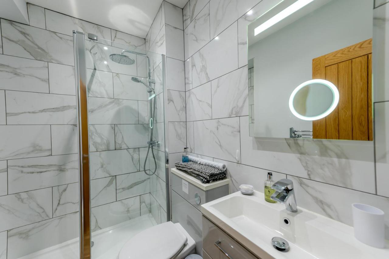 Pass The Keys 5b One Bedrom Modern *